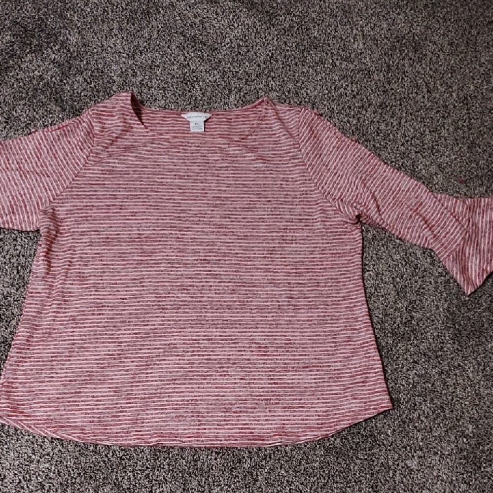 Liz Claiborne Plus Size Red And White Striped Top With 3/4 Length Sleeves.